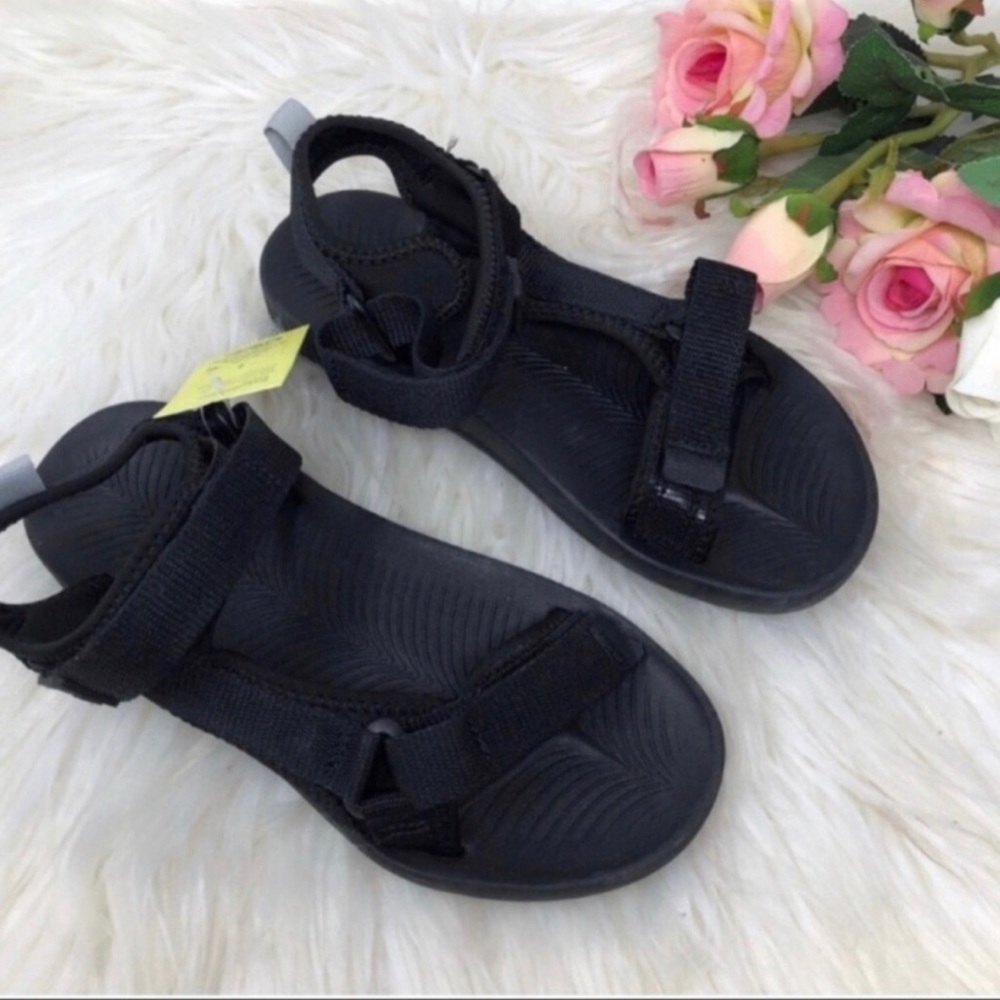 All in Motion Isla Black Women Strap Sport Sandals